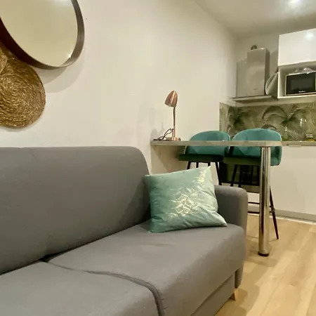 Appartement Bricka - 200m To The Beach, Parking, Clim, Terrace *