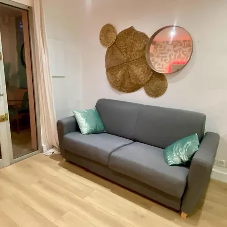 Appartement Bricka - 200m To The Beach, Parking, Clim, Terrace