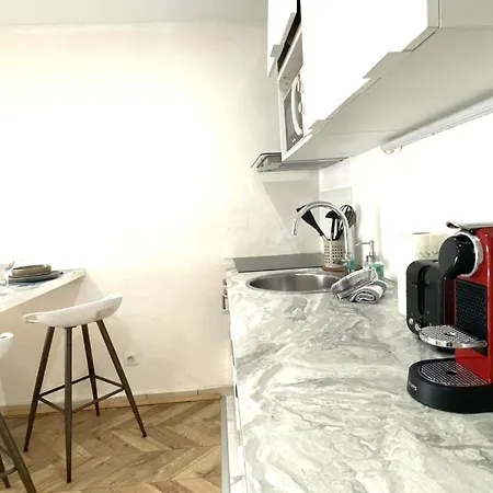 Bricka - 200m To The Beach, Parking, Clim, Terrace Apartment Antibes